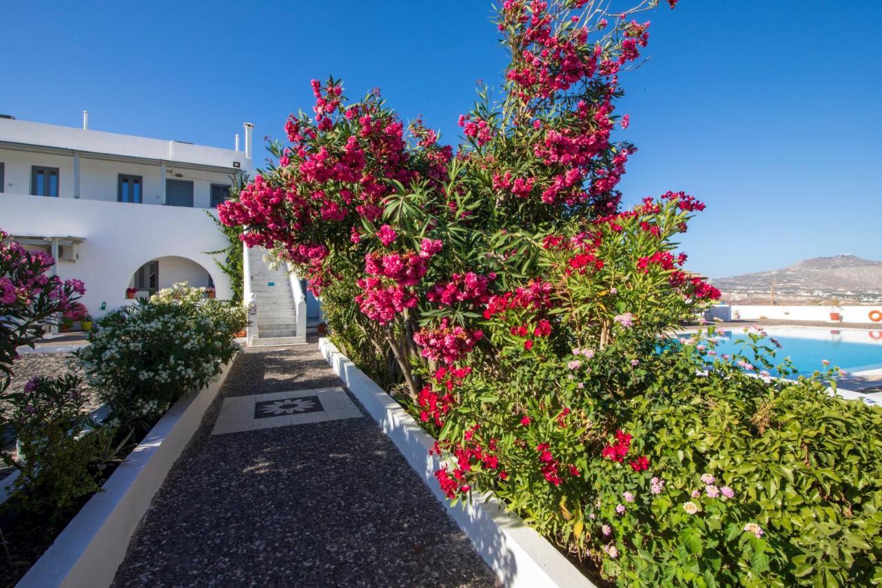 Thira'S Dolphin Aparthotel Akrotírion Kültér fotó