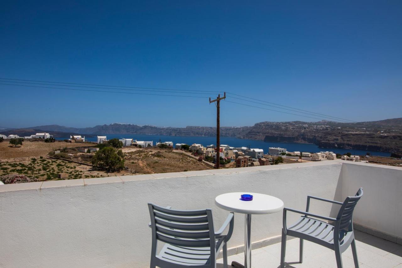 Thira'S Dolphin Aparthotel Akrotírion Kültér fotó