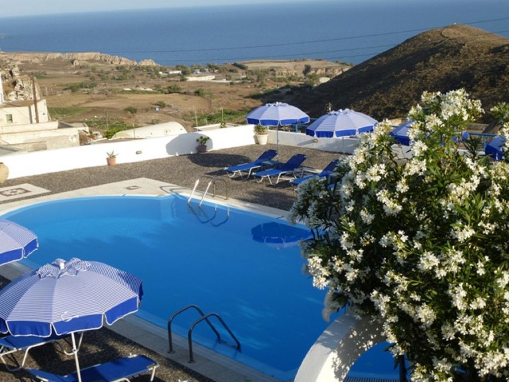 Thira'S Dolphin Aparthotel Akrotírion Kültér fotó